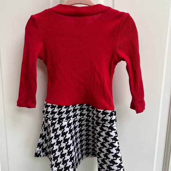 Wonderkids 18M Red, White and Black Penguin Houndstooth Girls Long Sleeve Dress - Picture 4 of 5